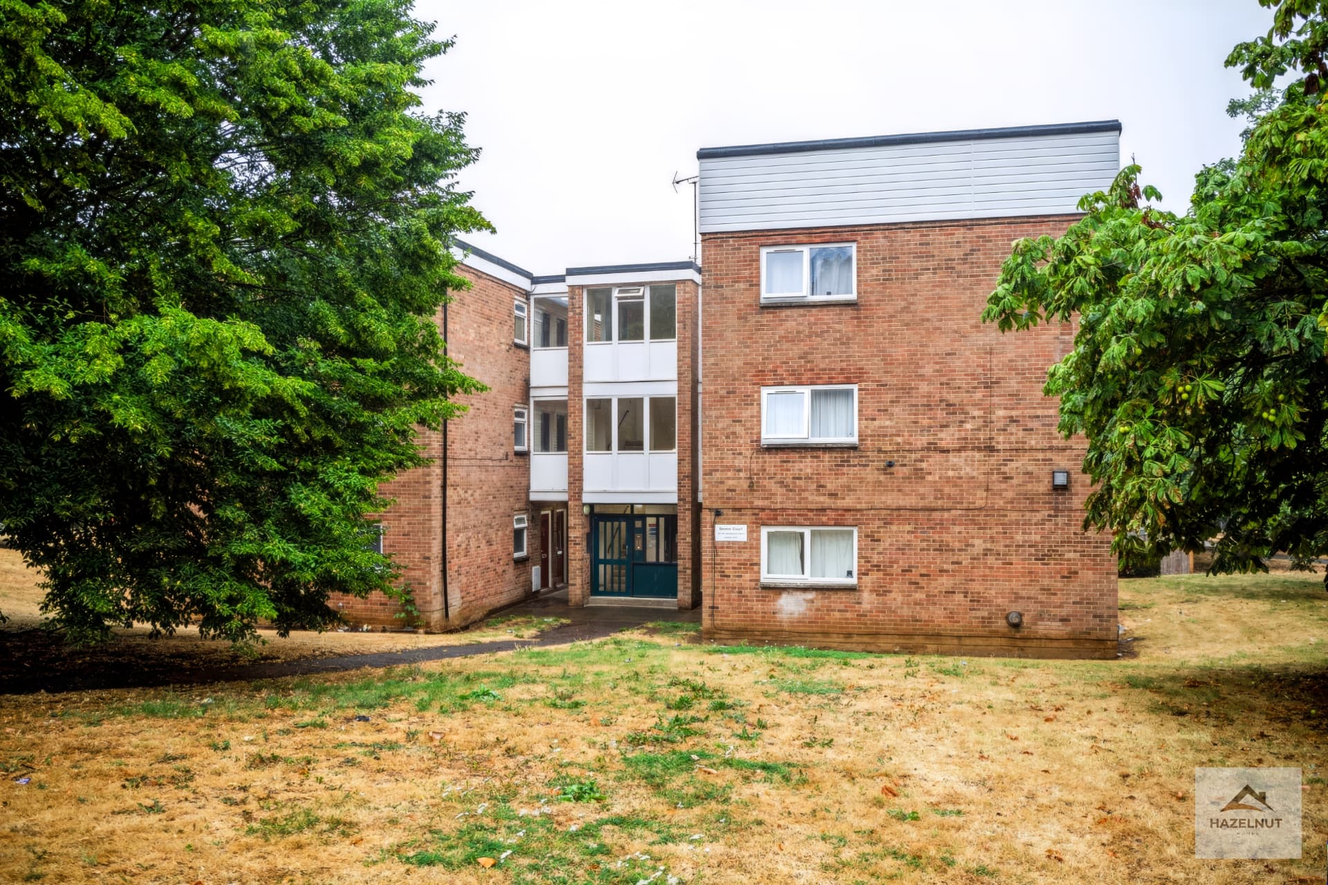 Exterior view of Broom Court building and grounds